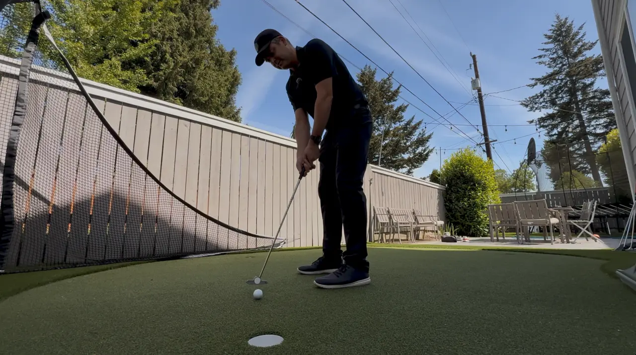 A Golfer Experiencing the G-360 B2